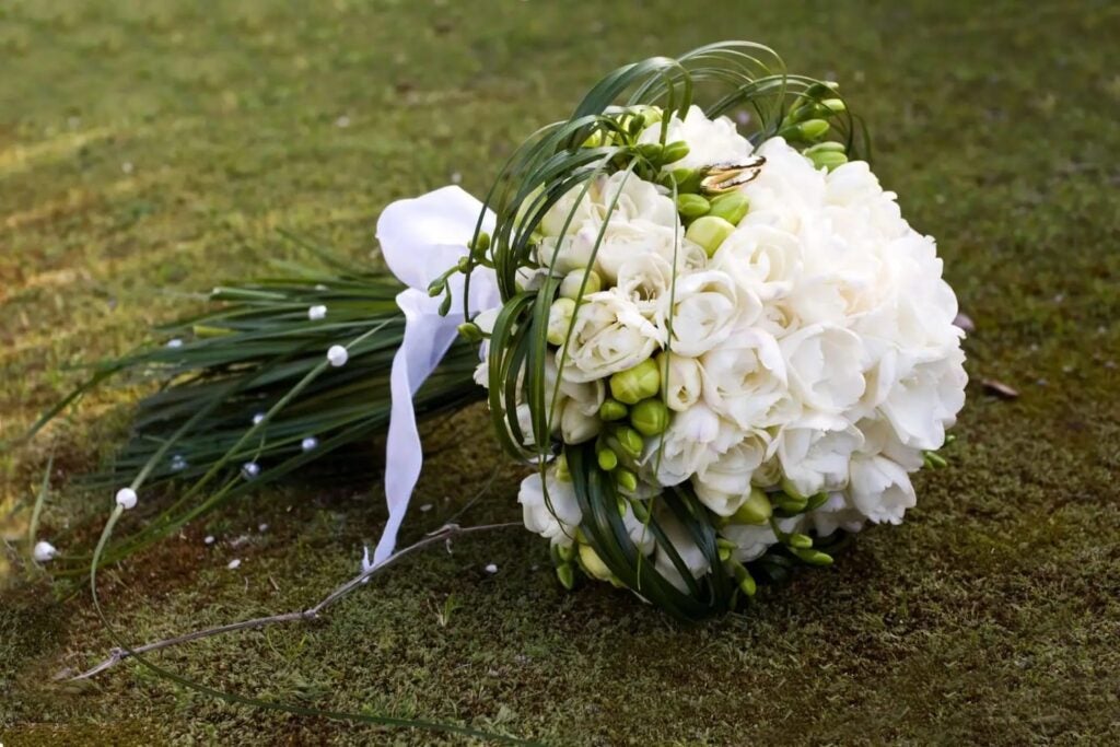 hvid brudebuket