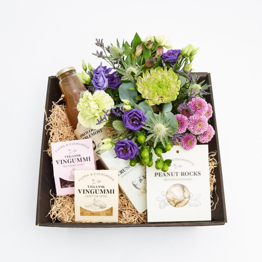 Gavekurv med buket (Floristens kreative valg uden alkohol)