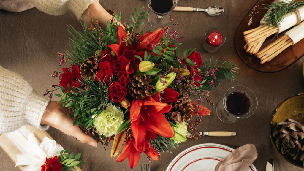 Bordpynt til jul med Interflora Julebuket