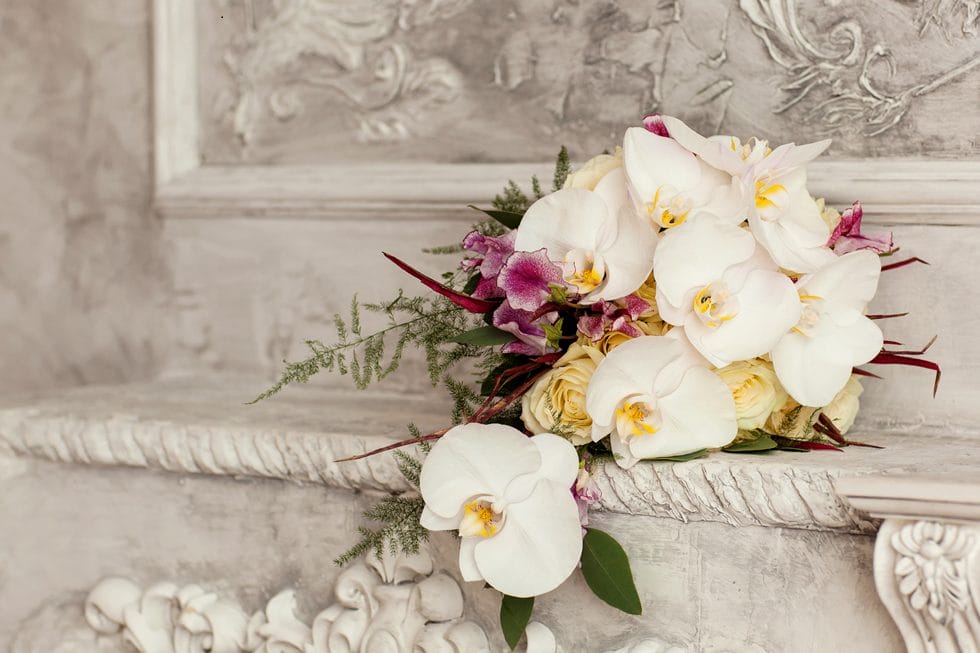 brudebuket med orkidéer