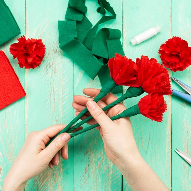 guide til hjemmelavede papirblomster