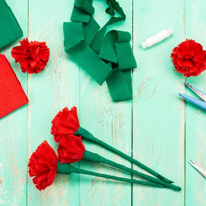 guide til hjemmelavede papirblomster