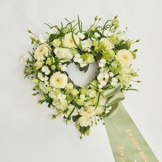 Åbent hjerte med bånd - Floristens kreative valg