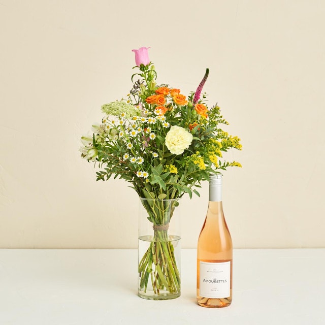 Floristens kreative buket med Les Amourettes, Rosé Pays d`Oc