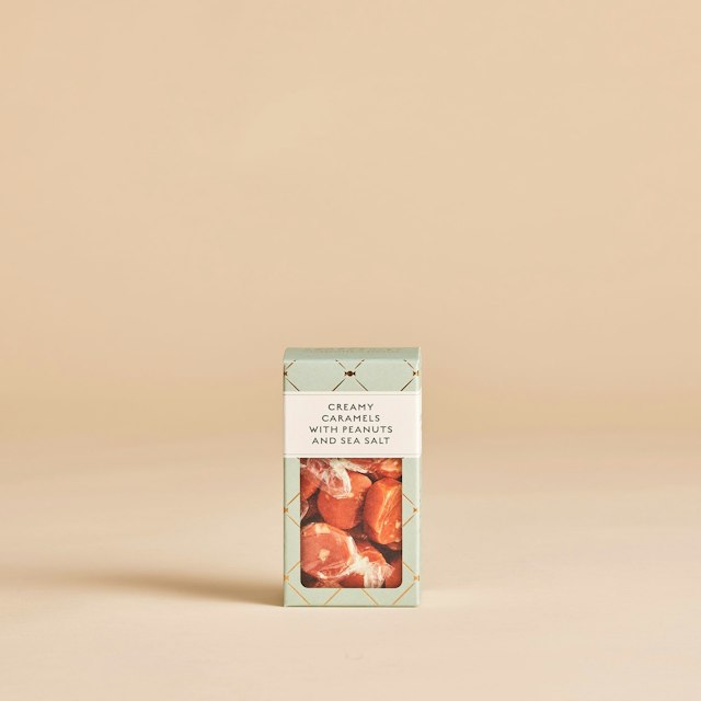 Flødekarameller med peanuts og sydesalt