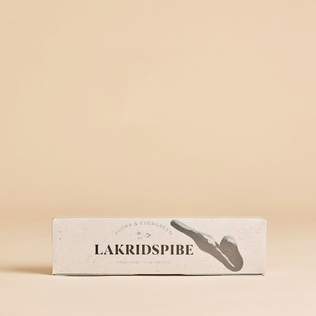 Flora & Evergreen Finsk lakridspibe i gaveæske