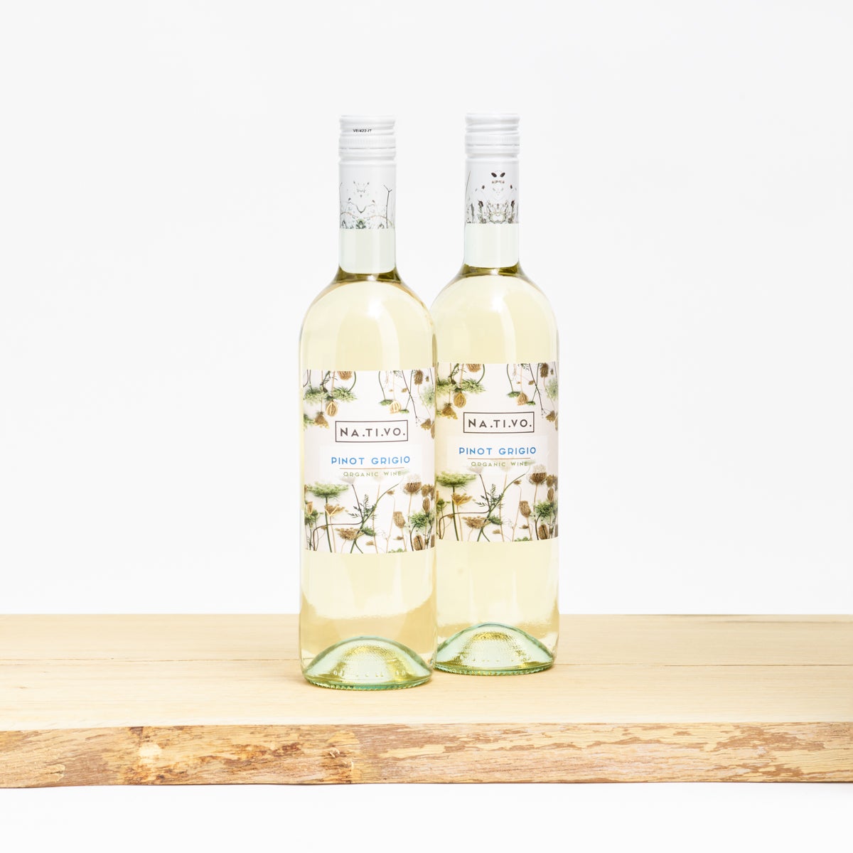 2 fl. Na.Ti.Vo Pinot Grigio Organic, Sicilien, Italy
