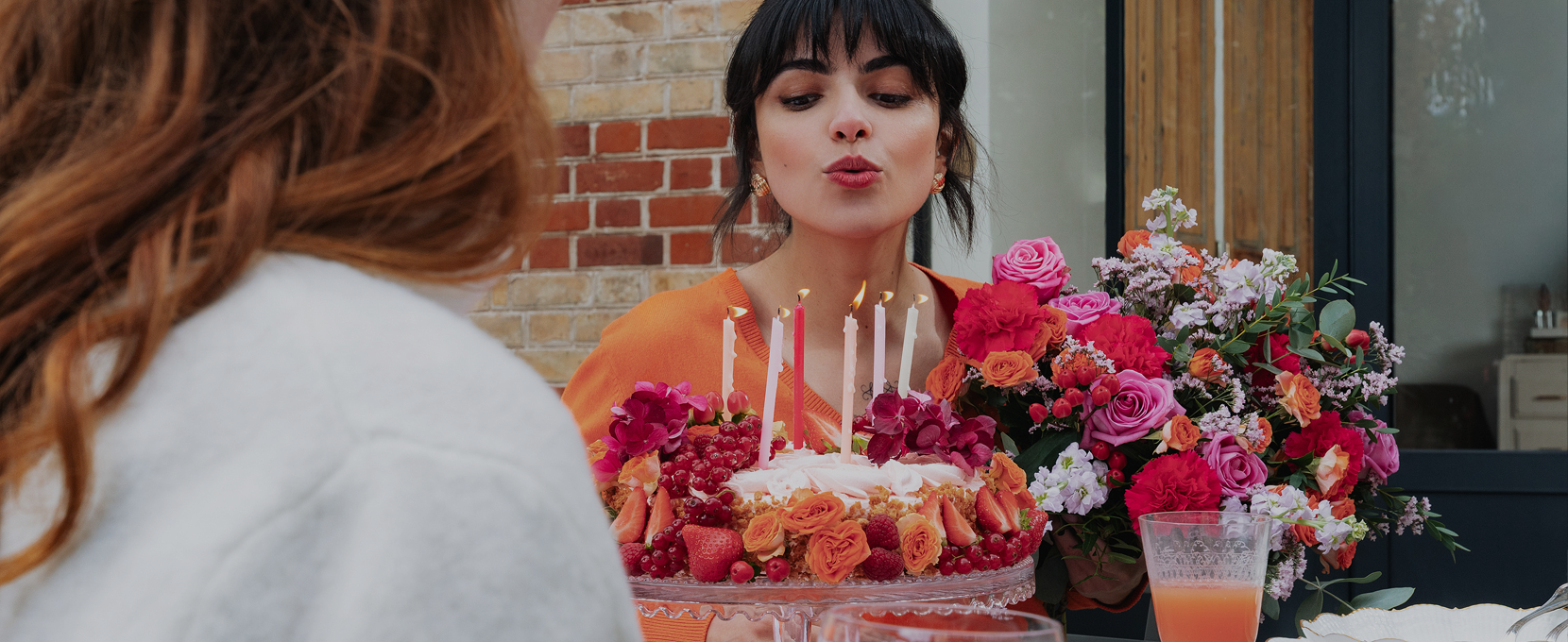 Overrask med en blomstrende hilsen